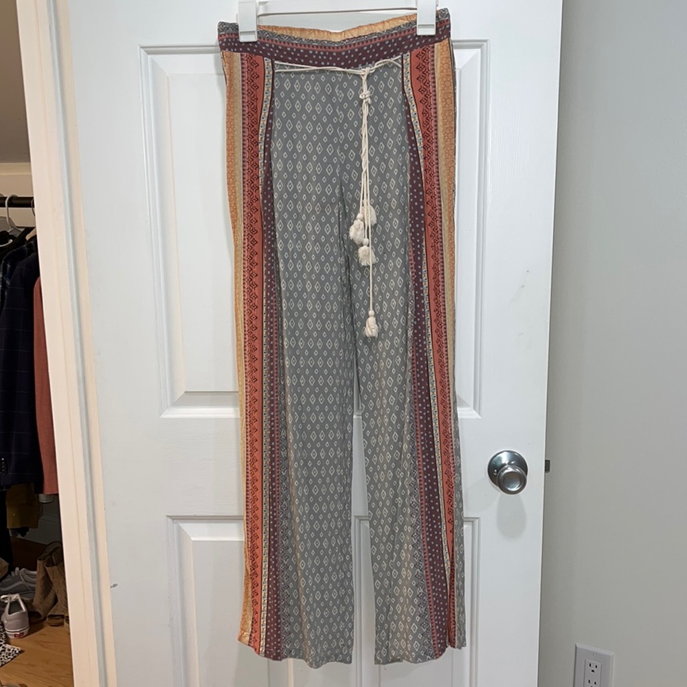 Wide leg pants